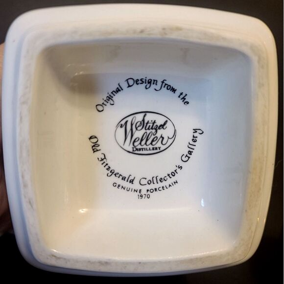1970 Stitzel‎ Weller Old Fitzgerald Blarney Bottle Gaelic Irish Ireland Decanter - Picture 5 of 10